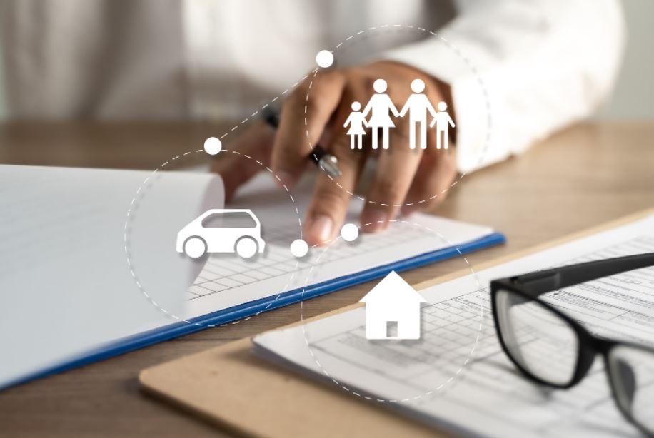 Overzicht van verzekeringen voor auto, woning en gezin